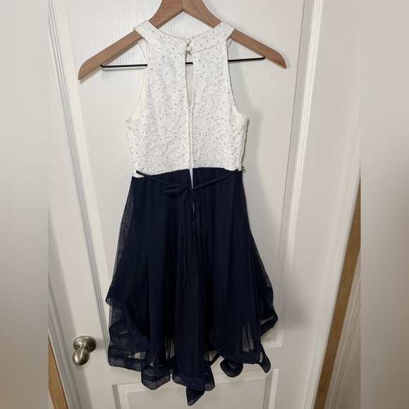Speechless Kids High-Low Party Dress Lace & Sequins White/Navy Size 7 - Picture 6 of 9
